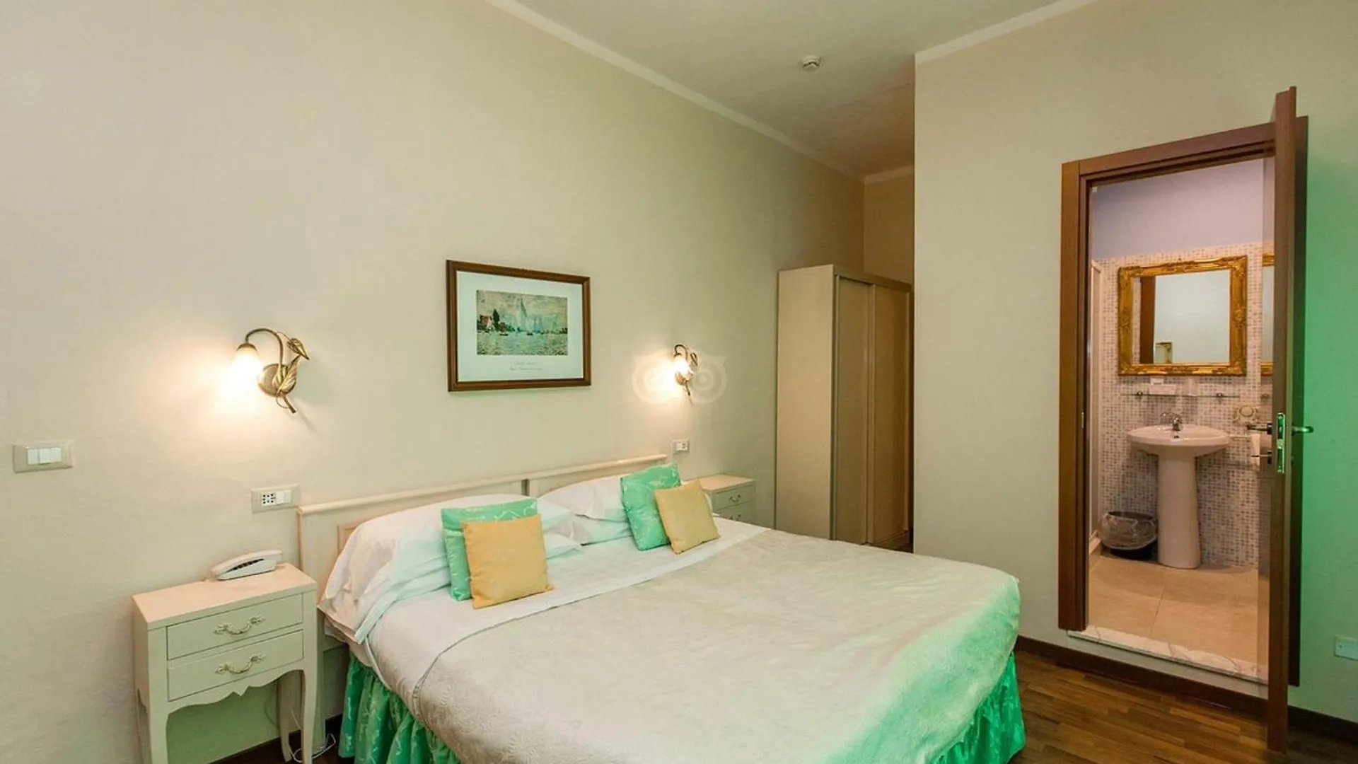 בית הארחה Room In Guest Room - Fly In Viareggio Beach In Front Of The Famous Promenade With Shops And Establishments